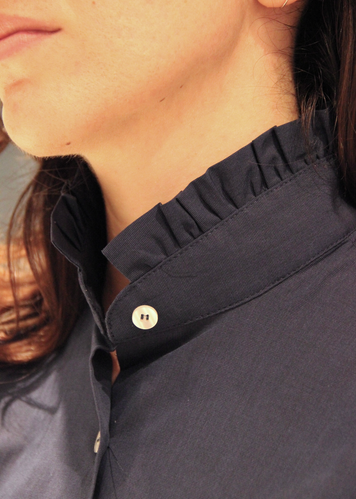Camicia colletto alla coreana con Rouches