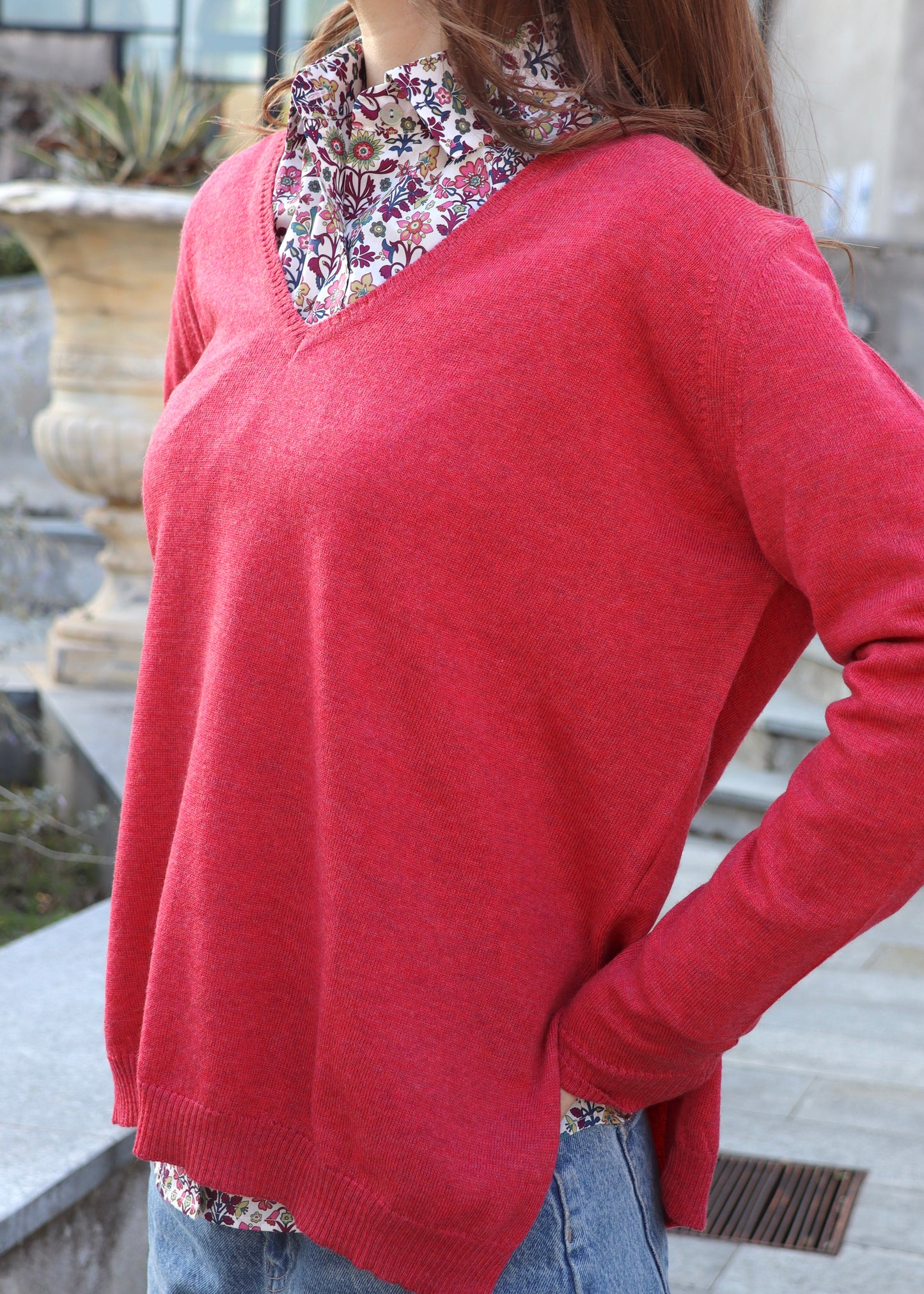 Maglione morbido con scollo a V profondo - lana Merino