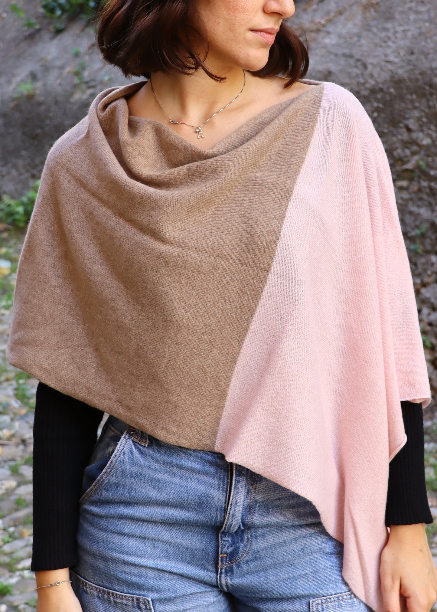 Poncho in cashmere